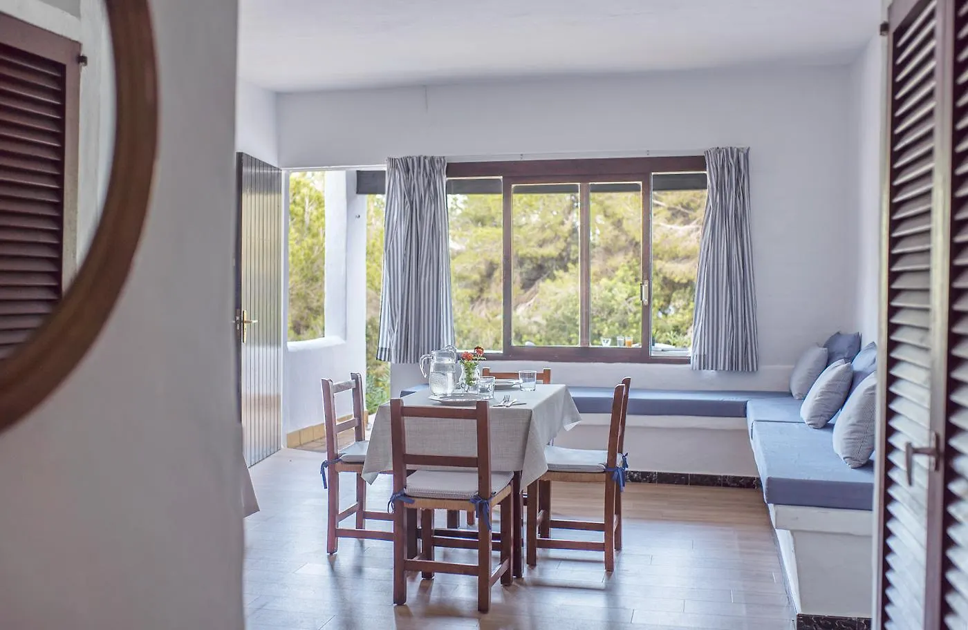 Apartamentos Pinomar Es Caló 0*,  Espagne