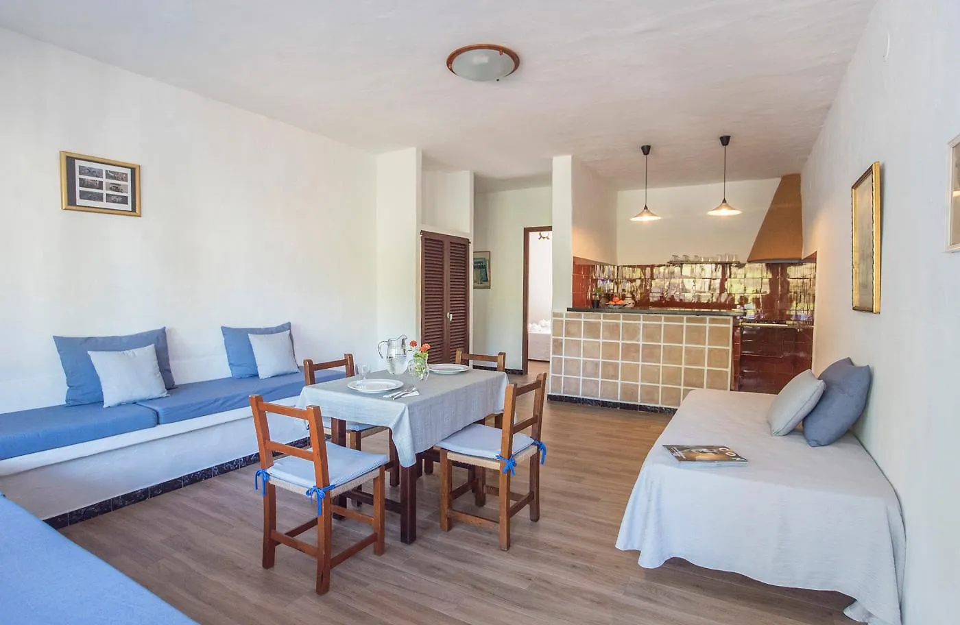 Apartamentos Pinomar Es Caló Appartement